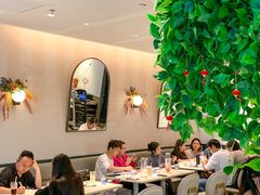 -必胜客(WOW中心城店)