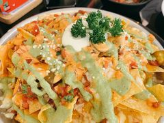 nachos-Pistolera Mexican Cantina女枪手墨西哥餐厅(碧云路店)