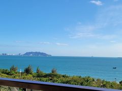 -三亚湾海居铂尔曼度假酒店