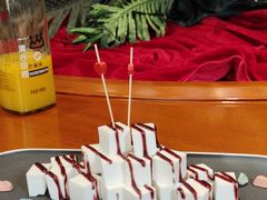 -鸿星花园酒家(银亿家园店)