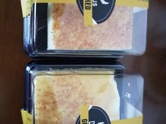 -光明牛奶棚(南泉店)