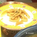 中午跟朋友去的，那家挺有名的馆子，结果还是大失所望