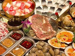 -围炉肉舍•炭烤活鳗•丹东海鲜烤肉(步行街店)