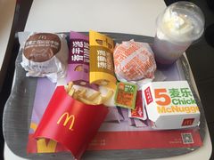 -麦当劳(东方时代广场分店)