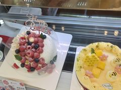 -花花卷卷·鲜食蛋糕(静安久光百货店)