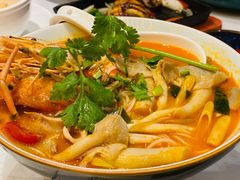 酸辣冬阴功海鲜汤檬粉-美奈小馆·越南料理(中航城君尚购物中心店)