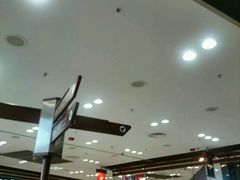 -东荟城名店仓