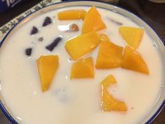 水牛奶紫米芒果芋圆-水牛奶皇后糖水铺(深圳总店)