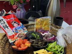 -刘姐啤酒鱼民族演艺餐厅(西街总店)