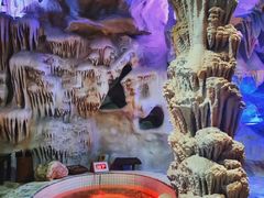 -泉城欧乐堡戏水湾艺术养生温泉