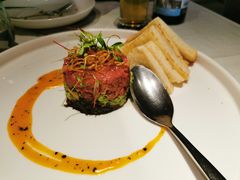 牛肉塔塔配牛油果黑橄榄酱-Solo(衡山路店)