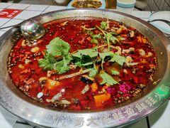 经典红锅-蛙一刀·麻椒鱼火锅(金仙桥店)