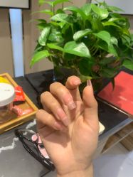-悦指间美甲美睫