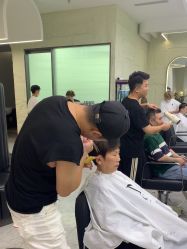 -慕名造型