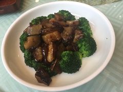 翡翠鲍汁扒海参-江南村酒家