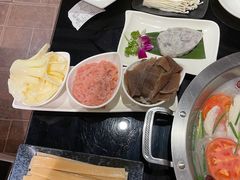 -吴记老锅底麻辣火锅(福州路店)