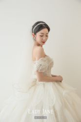 -Lady  Jane高端婚纱礼服馆