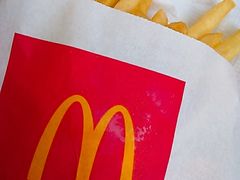 -麦当劳(保利若比邻店)
