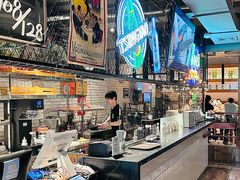-JINNS锦时 steak&pizza(浸信会礼拜堂旧址店)