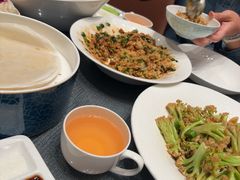 -凤凰园烤鸭店·唐山菜·传承花椒肉(老唐丰路店)