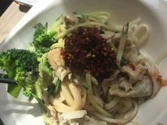 -魏家凉皮(新康隆店)