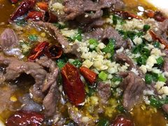 水煮牛肉-关姐美食(江南西店)
