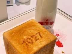 -红星前进面包牛奶公司(畅春园店)