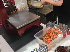 -杨光辉麻辣烫(华侨城商业中心店)