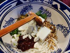 -蜗牛小馆醉乡民谣云南菜(惠新西里店)