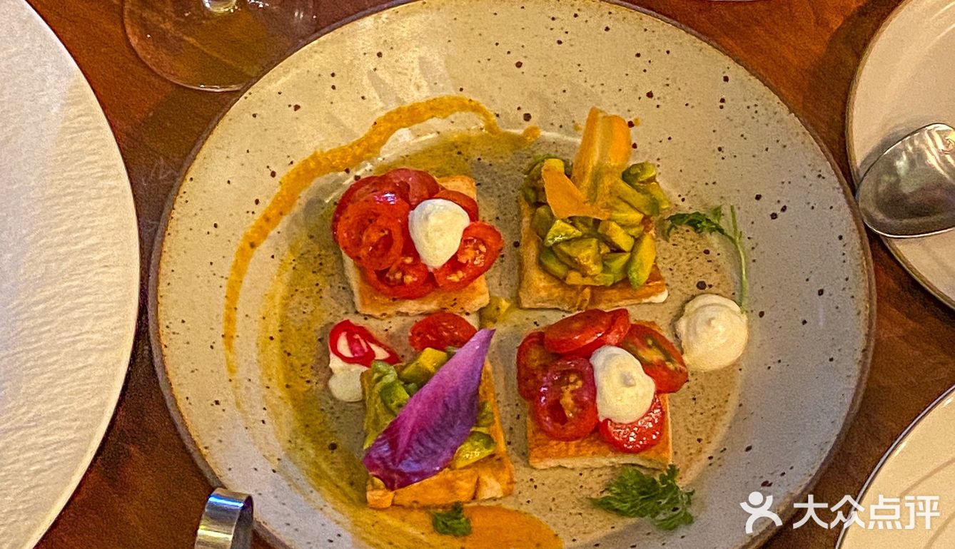 厦门约会|自带废墟感叙利亚风餐厅特别又浪漫️🫢