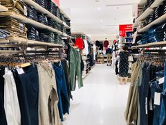 -优衣库(上海金桥国际商业广场店)