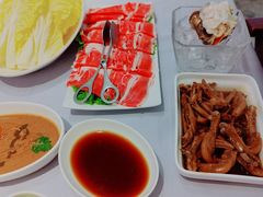-鼎鼎香·港式火锅(北京SKP店)
