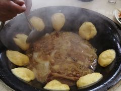 -三江鱼东北特色铁锅炖(骆驼店)