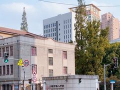 -上海市第八中学