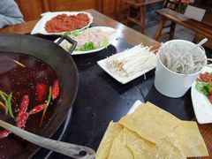 -重庆故事姊妹老火锅(财经学院店)