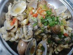 -丹江口渔村·湘味厨房(桃园店)