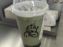 水牛乳双拼抹茶-喜茶(迪士尼小镇·平行宇宙店)