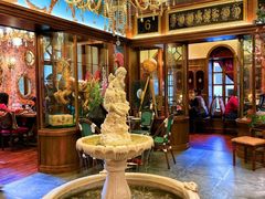 -秘密旅行Bonjour(黑金冠 江南西店)