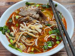 -遵义虾子张六羊肉粉(普陀路店)