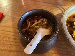 小锅米线-中8楼风尚云南菜(颐堤港店)