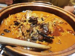 小鸡炖蘑菇-关东小磨东北菜(漕河泾印象城店)