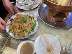 -一口猪海鲜浑锅·东北家常菜