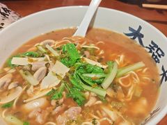 杭州片儿川-李犟大爆鳝面·手工蟹黄包(湖滨西湖店)