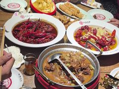 -叶派龙虾•招牌香辣蟹·海鲜(中海国际店)