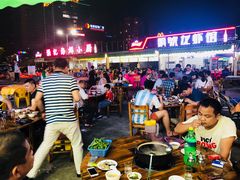 大堂-吉品莞家·鲍鱼鸡煲(东莞店)