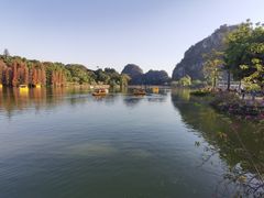 -星湖旅游景区七星岩