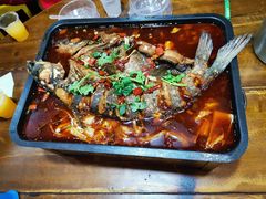 -老东镇啤酒屋海鲜加工·蒸汽海鲜·海鲜烧烤(台东店)