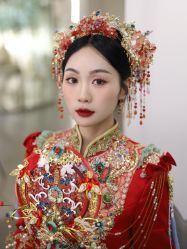 -艾米丽婚纱礼服