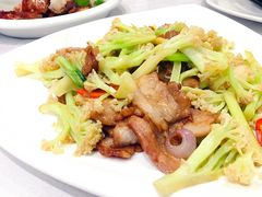 菜花炒土猪肉-鹅城