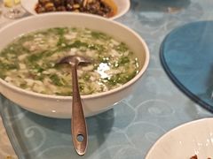 -侬佳蒸菜馆(听潮店)